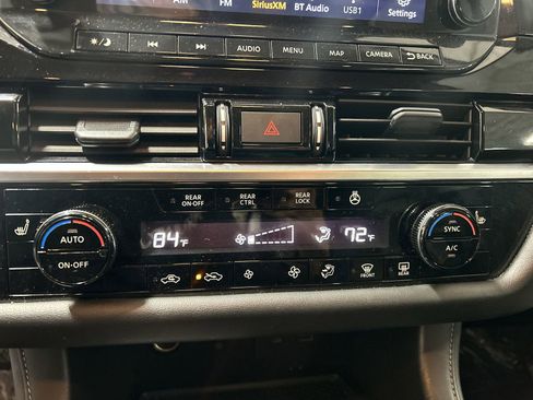 Certified 2023 Nissan Pathfinder SL AWD/4WD image 18