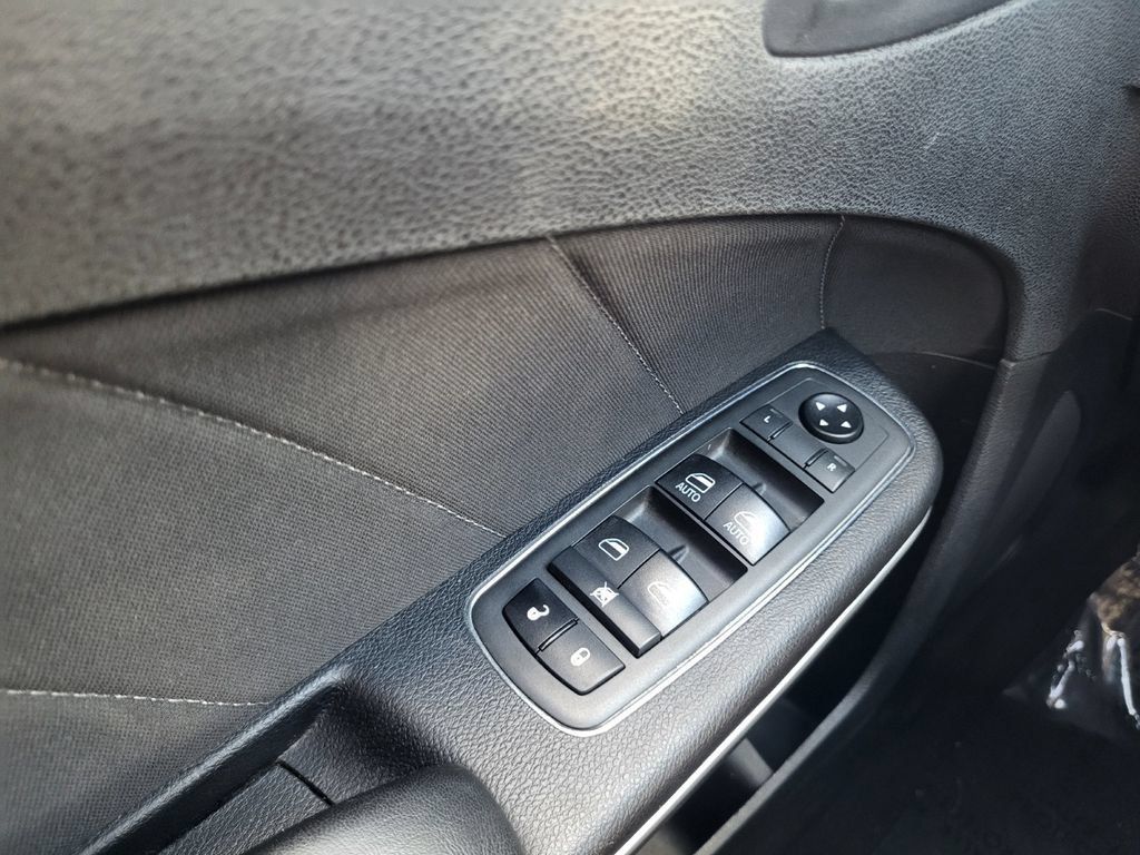 Used 2021 Dodge Charger Scat Pack w/ Driver Convenience Group RWD image 24