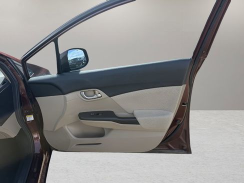 Used 2013 Honda Civic LX image 32