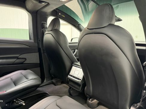 Used 2023 Tesla Model X AWD/4WD image 21