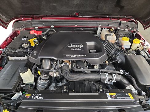 Used 2021 Jeep Wrangler Unlimited Rubicon AWD/4WD image 19