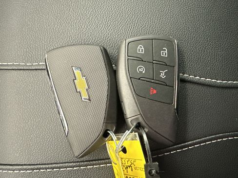 Certified 2026 Chevrolet Traverse LT AWD/4WD image 33