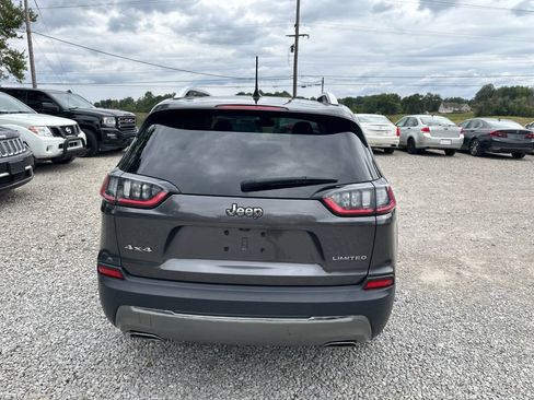 Used 2019 Jeep Cherokee Limited AWD/4WD image 6