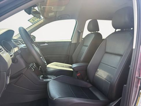 Used 2020 Volkswagen Tiguan SE FWD image 9