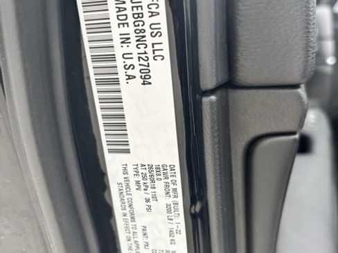 Used 2022 Jeep Grand Cherokee Limited image 13