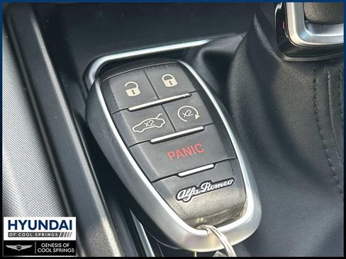 Used 2024 Alfa Romeo Tonale Ti AWD/4WD image 38