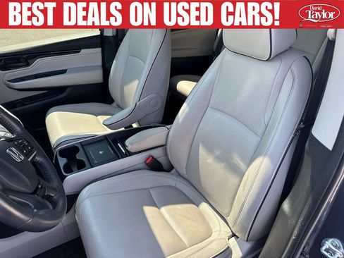 Used 2025 Honda Odyssey Touring image 11