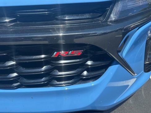 Used 2024 Chevrolet Trax RS w/ Driver Confidence Package FWD image 3