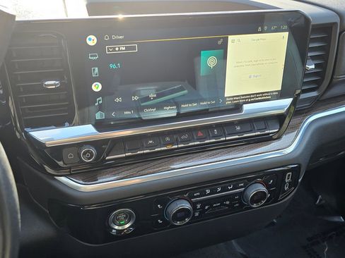 Used 2022 Chevrolet Silverado 1500 LT image 62