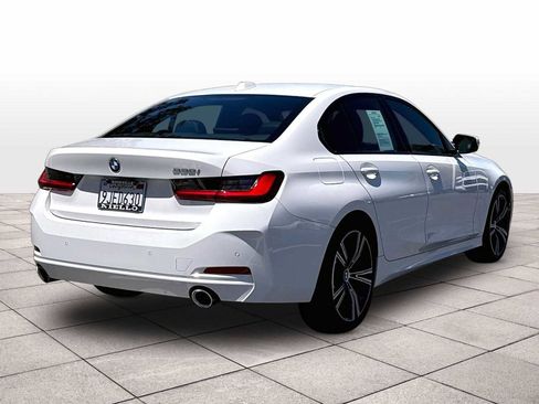 Used 2023 BMW 330i Sedan w/ Premium Package RWD image 15
