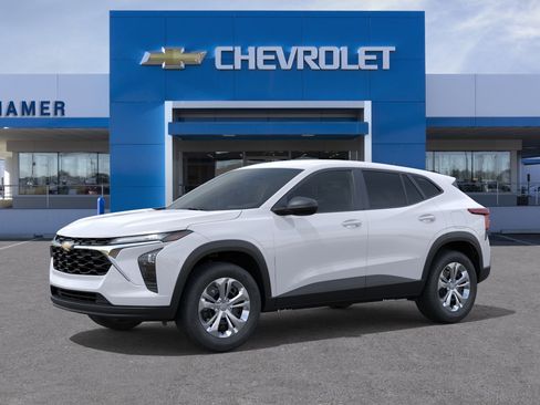 New 2026 Chevrolet Trax LS FWD image 27