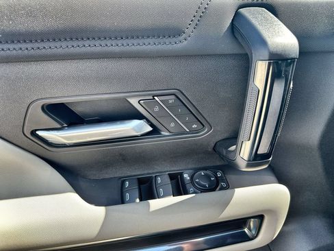 New 2026 GMC Hummer EV 4x4 Crew Cab image 22