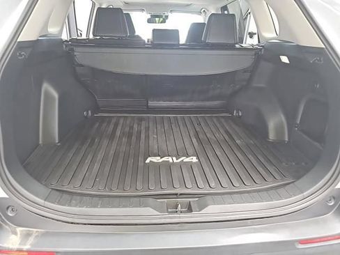 Used 2022 Toyota RAV4 XLE Premium AWD/4WD image 3