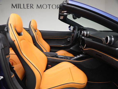 Certified 2023 Ferrari Portofino M RWD image 19