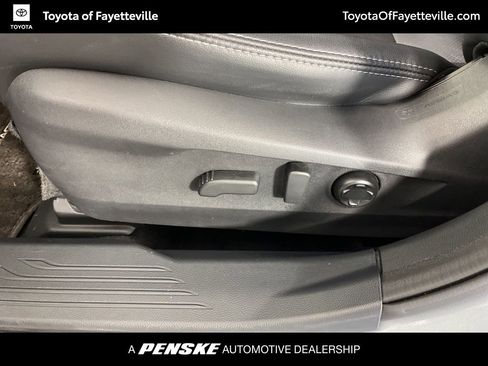 Used 2023 Subaru Outback Limited image 24