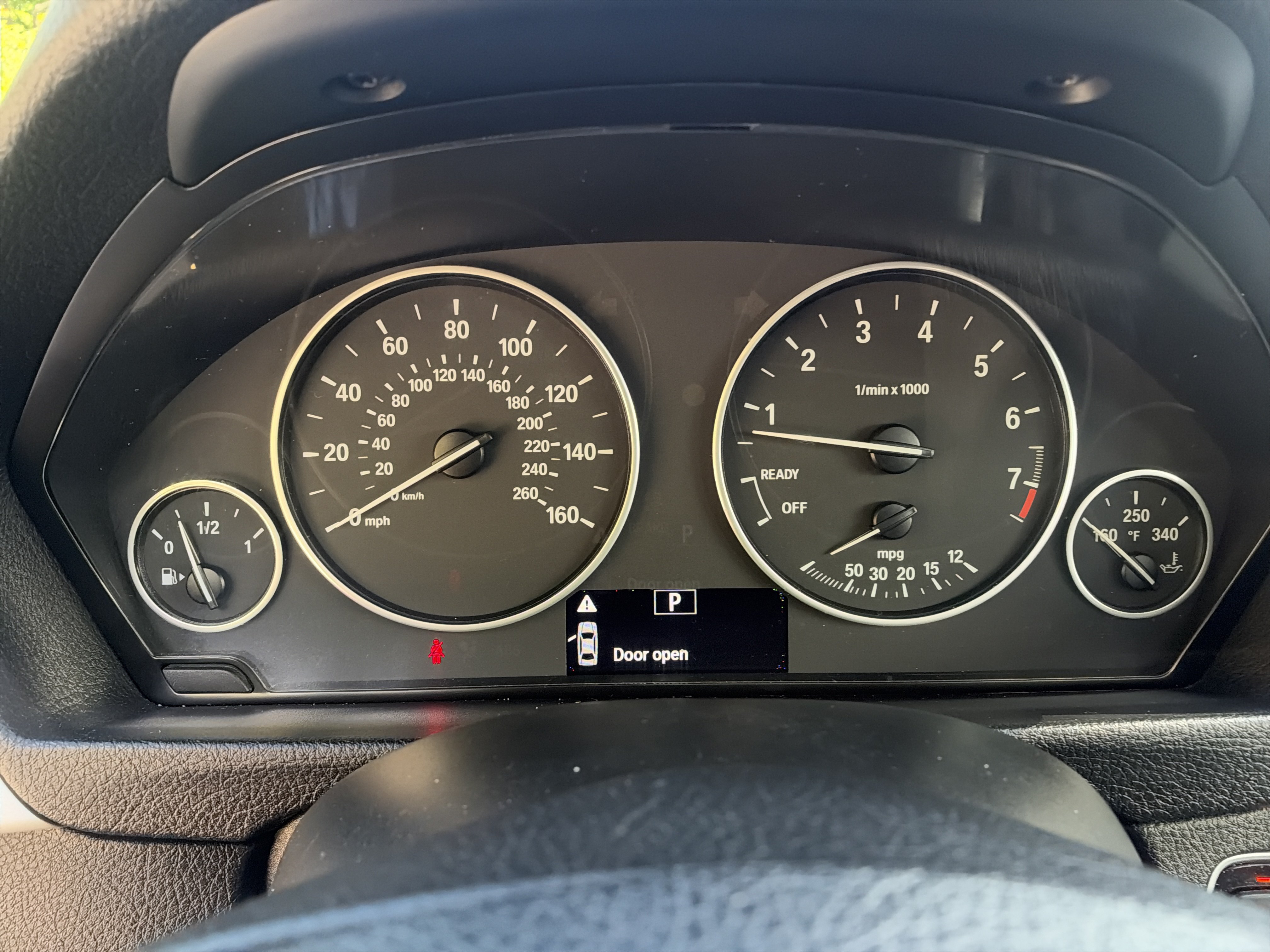 Used 2017 BMW 320i Sedan RWD image 22