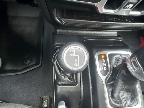 Used 2020 Jeep Wrangler Unlimited Sport AWD/4WD image 22