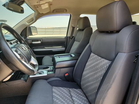 Used 2019 Toyota Tundra SR5 w/ SR5 Upgrade Package RWD image 13