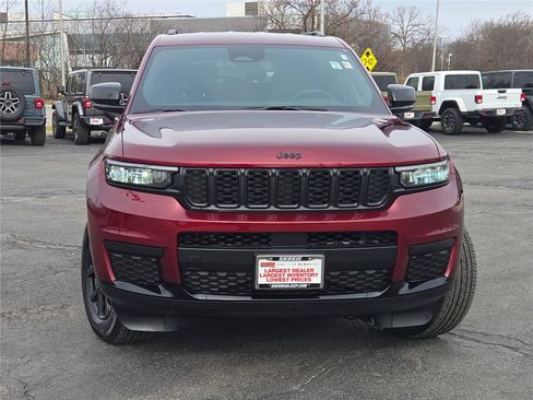 Certified 2024 Jeep Grand Cherokee L Laredo AWD/4WD image 5