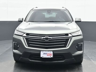 Used 2022 Chevrolet Traverse LT