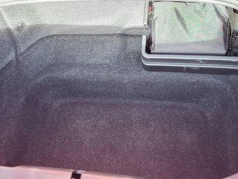 Used 2017 MAZDA MX-5 Miata RF Grand Touring image 19