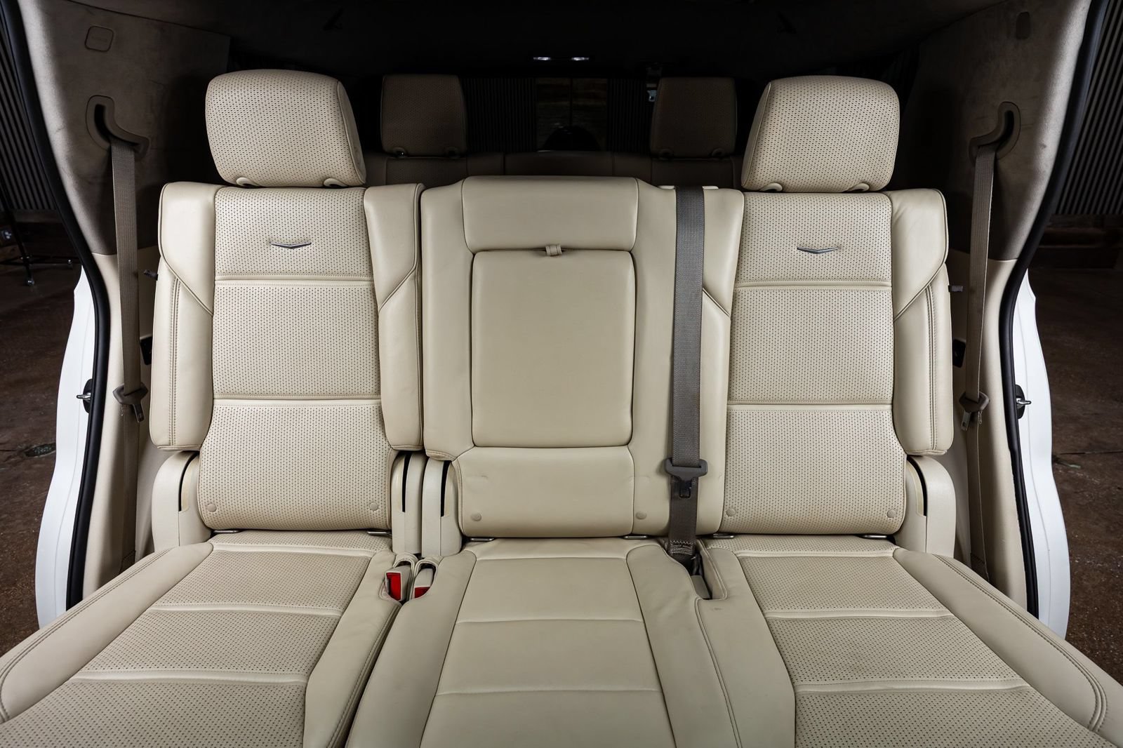 Used 2022 Cadillac Escalade Sport Platinum AWD/4WD image 34