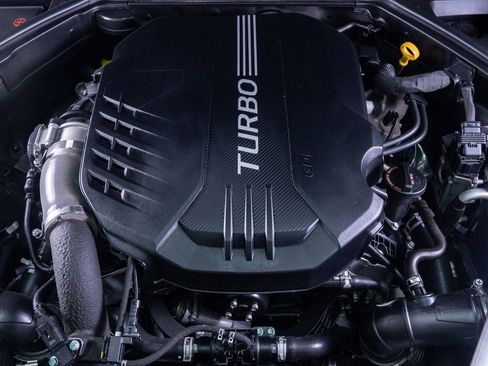 Used 2025 Genesis G70 3.3T Advanced w/ Sport Prestige Package image 7