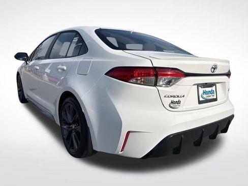 Used 2024 Toyota Corolla SE image 9