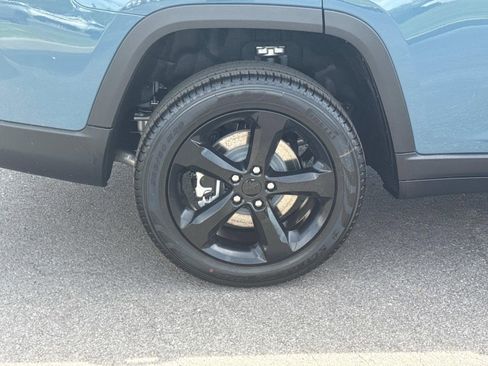 New 2026 Jeep Grand Cherokee L Limited AWD/4WD image 11