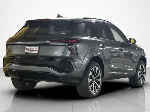 New 2026 Audi Q3 quattro 2.0T AWD/4WD image 6