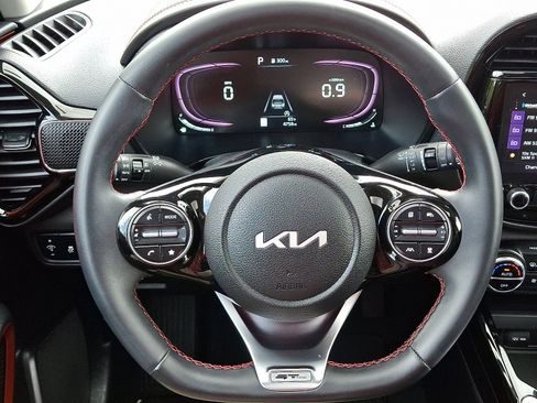 Used 2023 Kia Soul GT-Line w/ GT-Line Technology Package FWD image 20