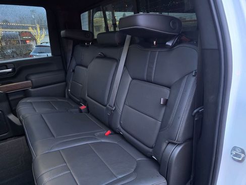 Used 2020 Chevrolet Silverado 3500 High Country w/ Technology Package image 19