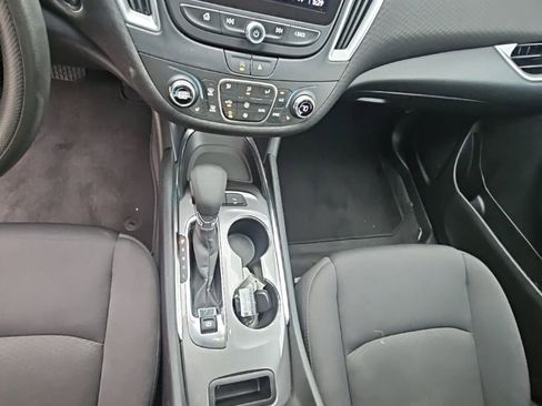Used 2024 Chevrolet Malibu LT image 17