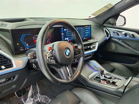 Used 2023 BMW XM Base image 17