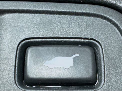 Used 2016 Honda Pilot Touring image 33