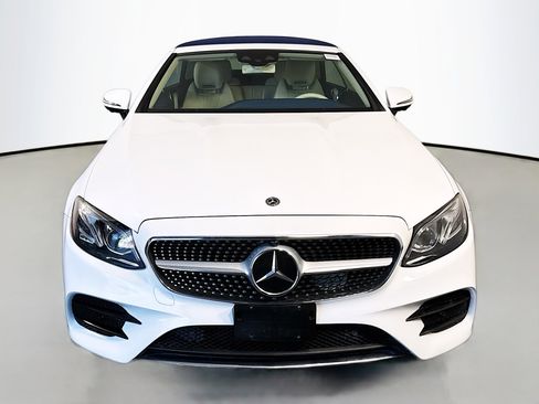 Used 2019 Mercedes-Benz E 450 Cabriolet image 2