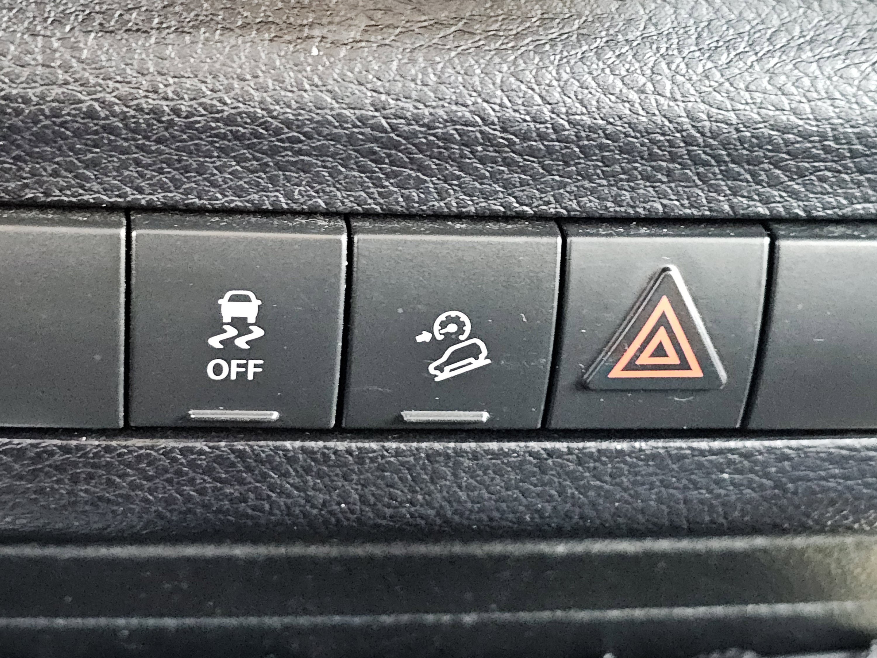 Used 2018 Jeep Wrangler Unlimited Sahara AWD/4WD image 13