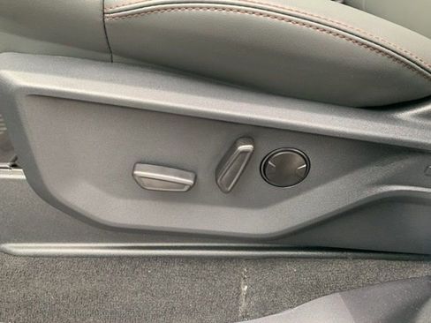 New 2025 Ford Expedition Max Platinum w/ Driver's Package image 12