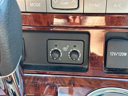 Used 2013 Toyota Highlander Limited AWD/4WD image 7