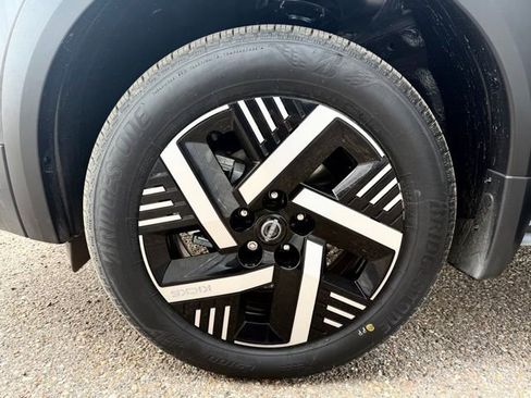 New 2026 Nissan Kicks SV w/ Cold Weather Package image 30