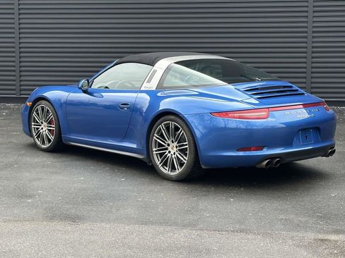 Used 2015 Porsche 911 Targa 4S image 3
