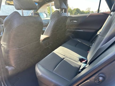 Used 2021 Toyota Venza Limited w/ Carpet Mat Package (TMS) AWD/4WD image 19