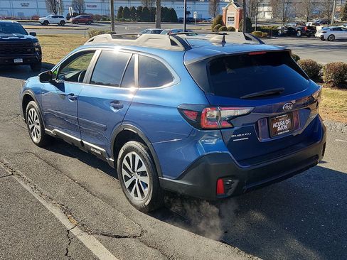 Used 2020 Subaru Outback Premium image 7