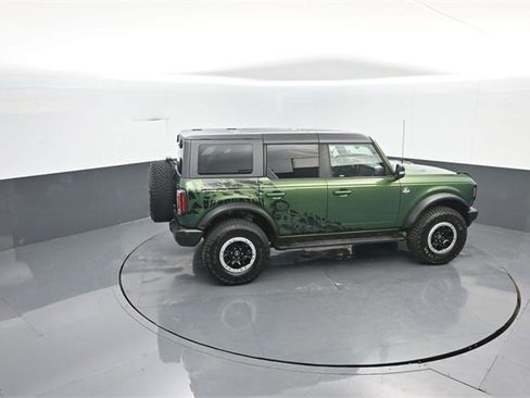 Certified 2022 Ford Bronco Outer Banks w/ Sasquatch Package image 30