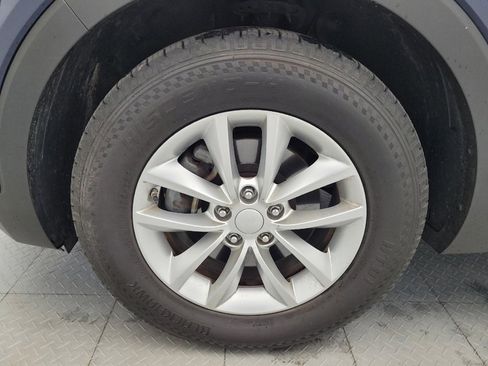 Used 2017 Kia Sorento FWD image 31