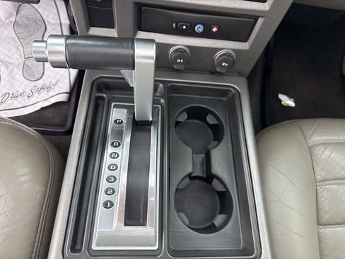 Used 2004 HUMMER H2 w/ Preferred Equipment Group image 38