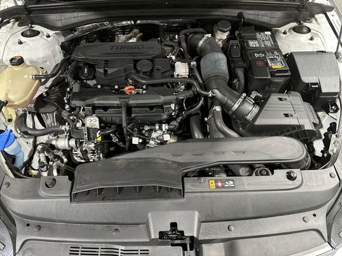 Used 2023 Kia K5 GT-Line image 17