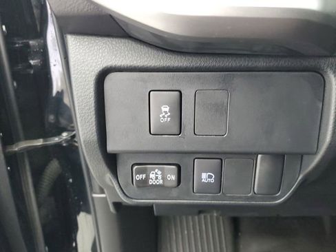 Used 2023 Toyota Tacoma SR5 w/ Technology Package AWD/4WD image 31