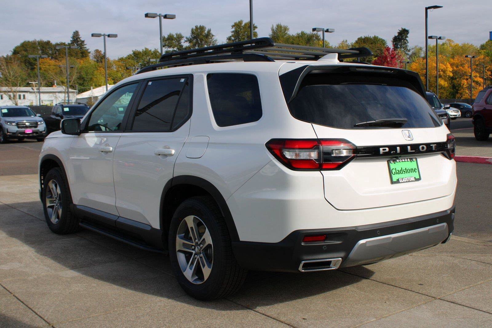 New 2026 Honda Pilot EX-L image 3