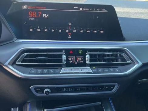 Used 2019 BMW X5 xDrive40i w/ M Sport Package AWD/4WD image 40